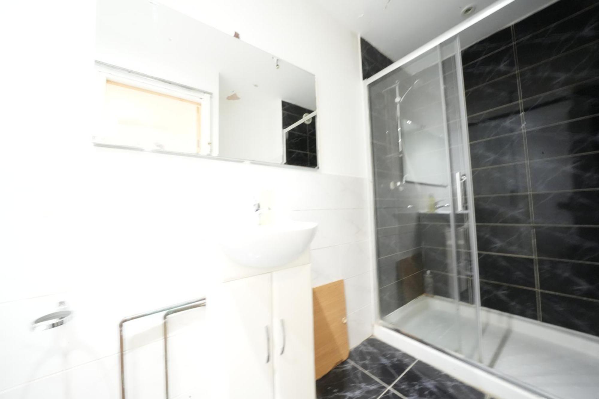 Airport Comfy Stay Harmondsworth Bagian luar foto